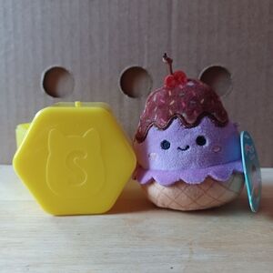 Squishmallows Micromallows MM2 Series 2 - Dibbs The Ice Cream